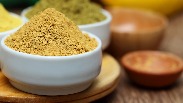 Benefits of turmeric for skin, hair and health